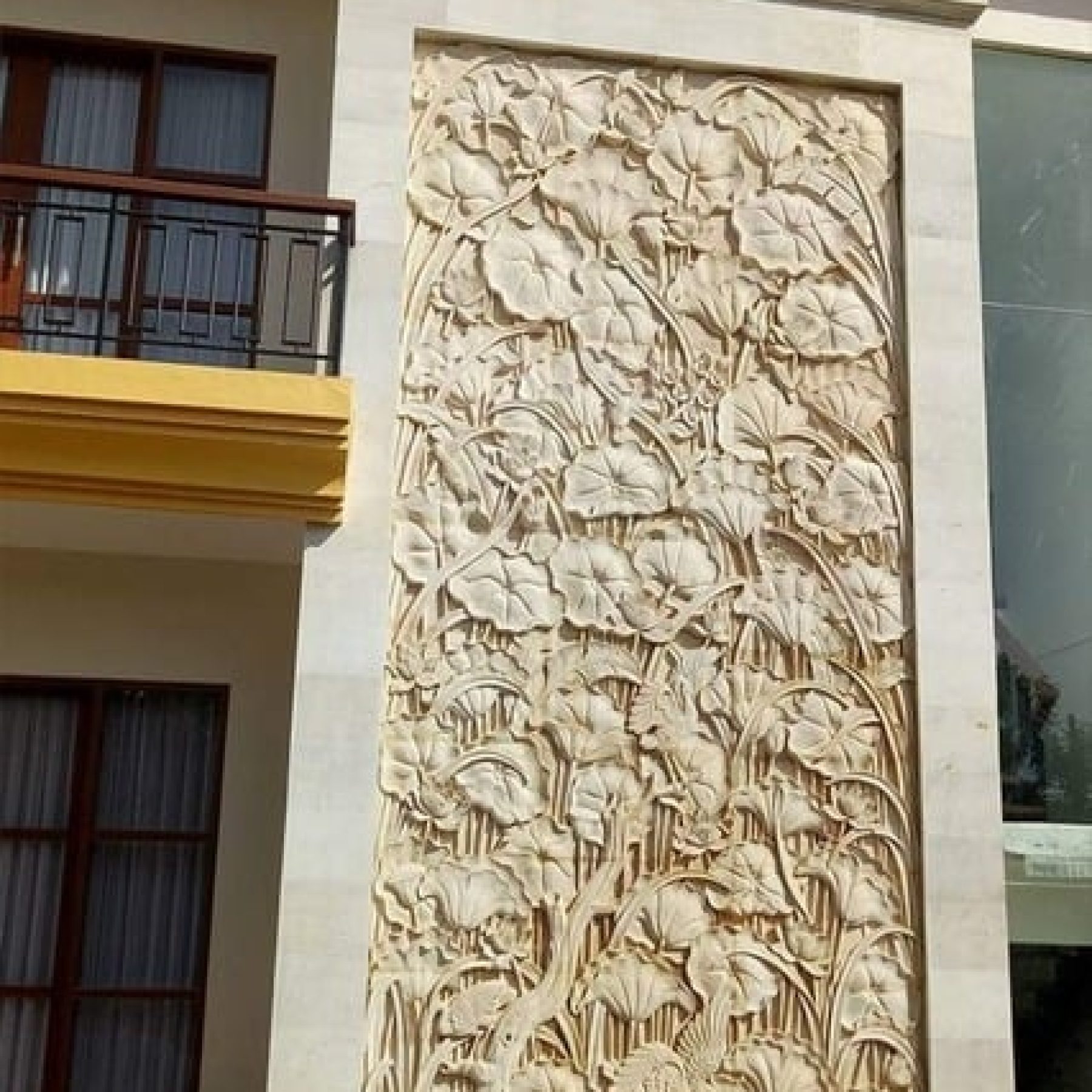 5.-relief-dinding-rumah-minimalis